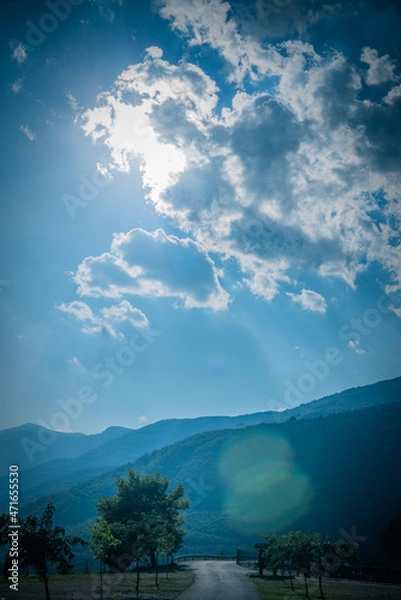 Fototapeta clouds over lake