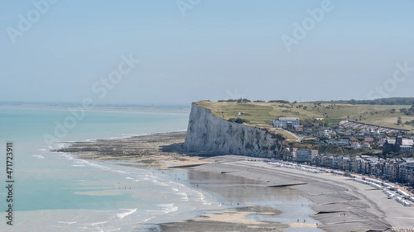 Fototapeta Falaises et plage de Mers les bains