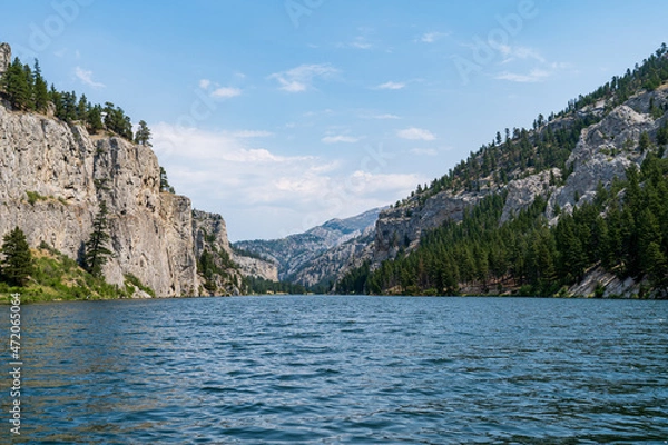 Fototapeta Missouri River near Helena, MT on a cloudy summer day - Gates of the Mountains Wilderness Area - Helena-Lewis and Clark National Forest