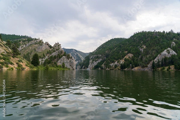 Fototapeta Missouri River near Helena, MT on a cloudy summer day - Gates of the Mountains Wilderness Area - Helena-Lewis and Clark National Forest