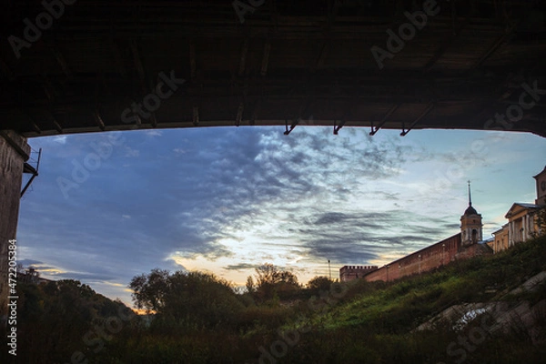 Obraz View of the fortress wall, under the bridge