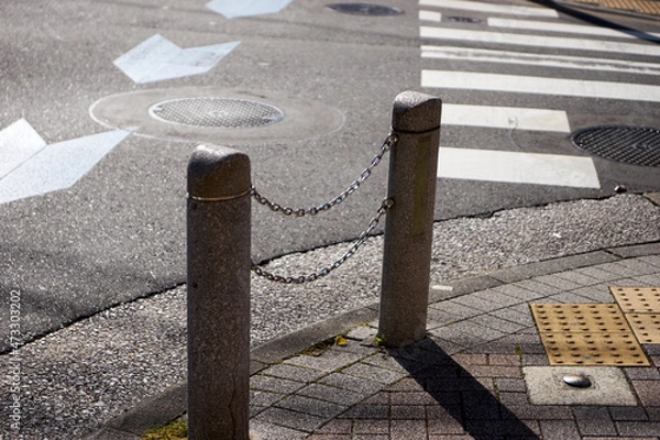 Obraz 歩道・柵・交差点・アスファルト・交通・道路・風景・日常・日本