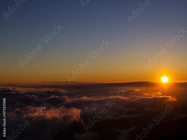 Obraz 阿蘇山高岳山頂からの朝焼け