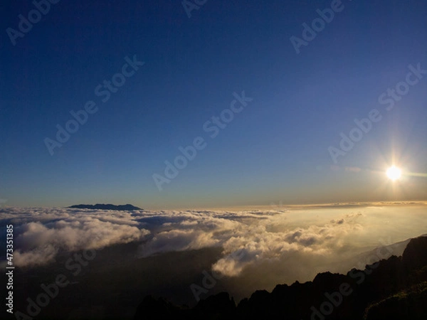 Obraz 阿蘇山高岳山頂からの朝焼け