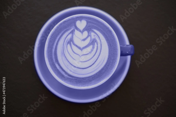 Fototapeta Violet tea latte