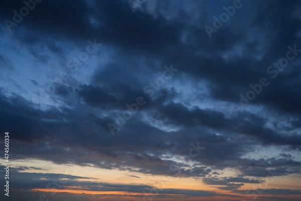 Obraz 怖い雰囲気の空