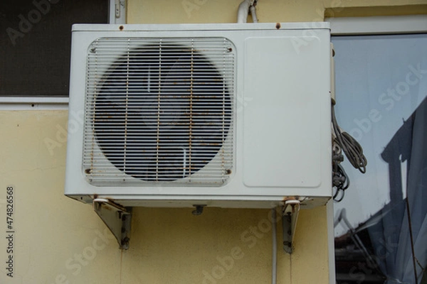 Fototapeta old air conditioning unit 