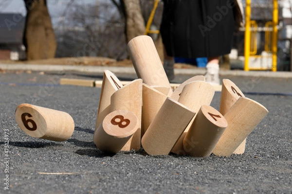 Obraz フィンランドの伝統的なスポーツ、モルック