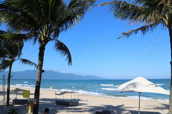 Obraz ベトナムダナンのビーチリゾート写真です。