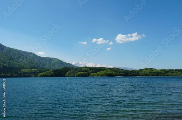 Fototapeta 信州、北アルプス、青木湖。こんな晴れた日に巡り合えた。