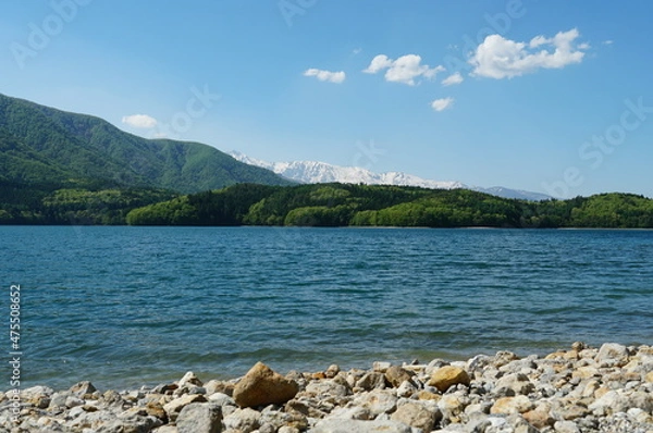 Fototapeta 信州、北アルプス、青木湖。こんな晴れた日に巡り合えた。