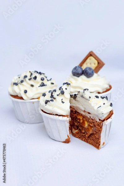 Obraz Tasty cupcakes on stand