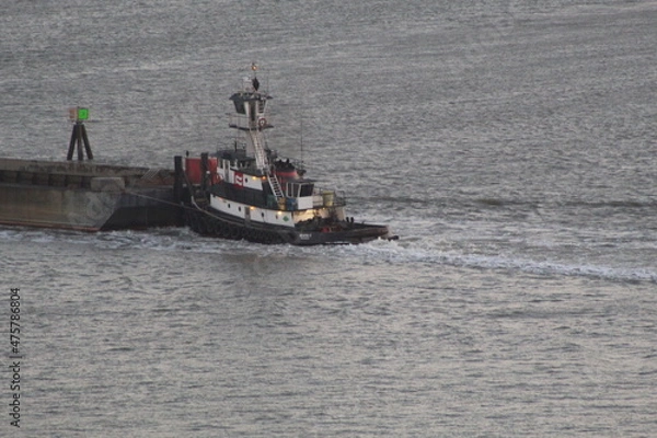 Obraz barge in the harbor