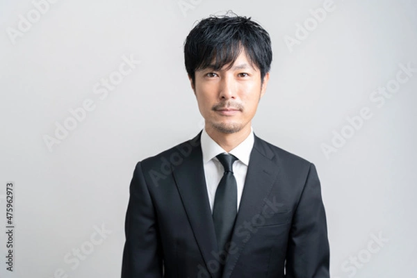 Obraz お葬式の礼服の男性