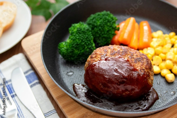 Obraz ハンバーグと野菜の盛り合わせ