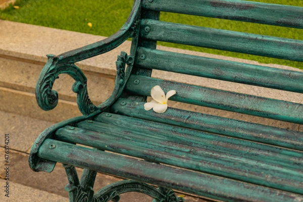 Obraz Empty green chairs