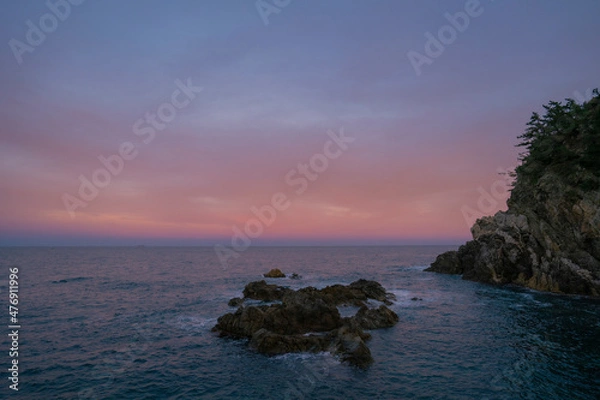 Obraz 분위기 있는 바위섬 저녁노을 