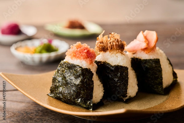 Fototapeta おむすびと漬物