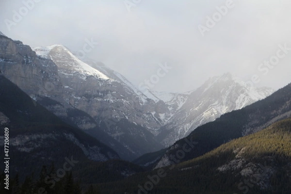 Fototapeta Haze On The Mountains, Banff National Park, Alberta
