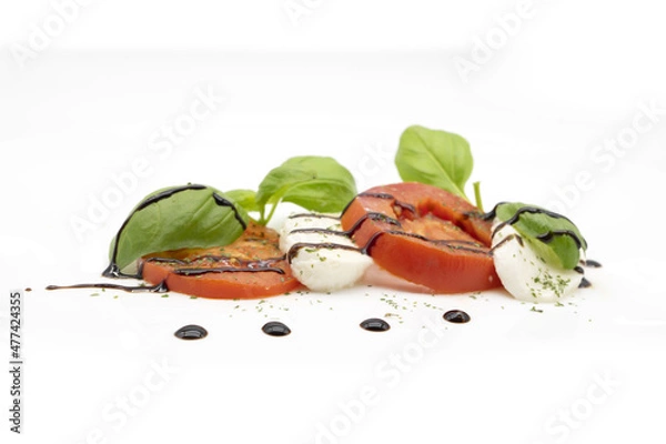 Fototapeta Caprese con glassa all'Aceto Balsamico di Modena IGP"