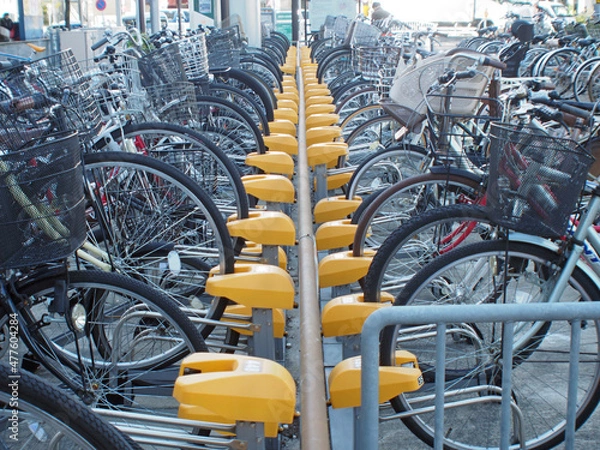 Obraz 駅前の駐輪場