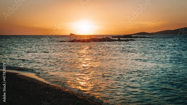 Obraz Coucher de soleil dans la mer au mois de janvier