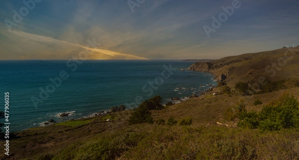 Obraz Coastline view at sunset on the Pacific Ocean