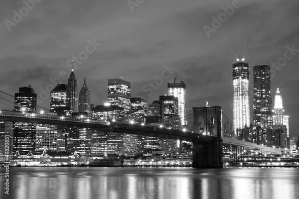 Obraz Brooklyn Bridge i Manhattan Skyline w nocy w Nowym Jorku