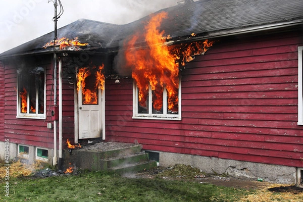 Fototapeta Abandoned House in flame