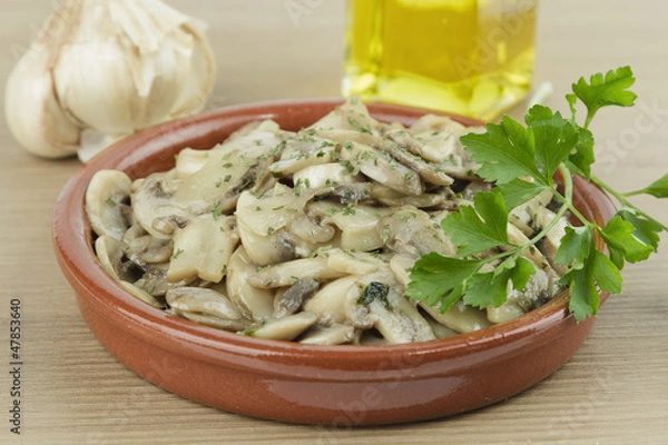Fototapeta champiñones al ajillo