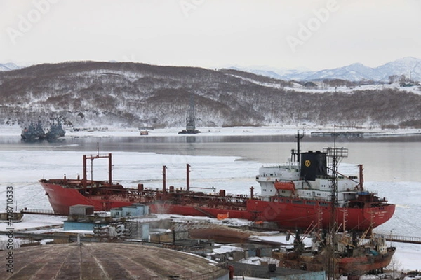 Obraz Fishing and trading port in Petropavlovsk-Kamchatsky