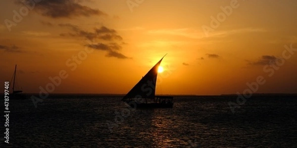 Obraz yacht at sunset