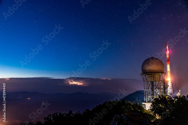 Fototapeta Radar tower at night