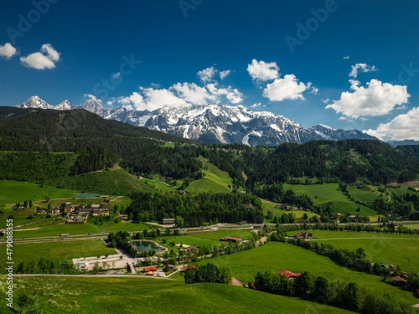 Fototapeta Panoramic view from Pichl bei Schladming on the Dachstein massif