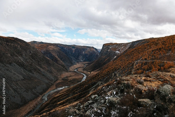Fototapeta Mountain landscapes with beautiful views of rocks and peaks in Altai