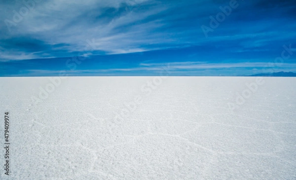 Obraz View of the amazing Salar de Uyuni Salt Flats in Bolivia.