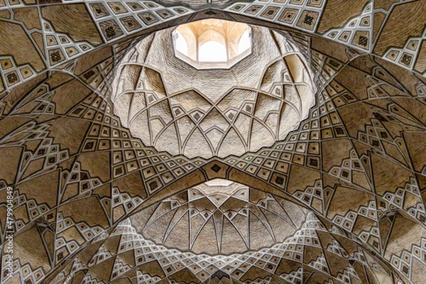 Obraz The roof of the old market of carpet sellers in Qom, Iran