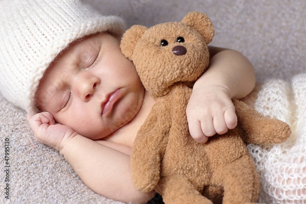 Obraz sleeping baby with teddy bear