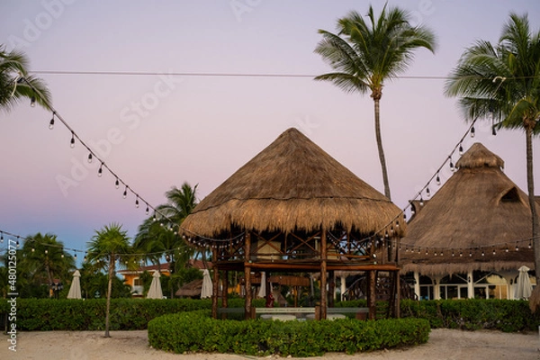 Obraz hut on the beach