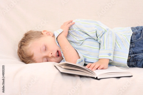 Fototapeta boy and book