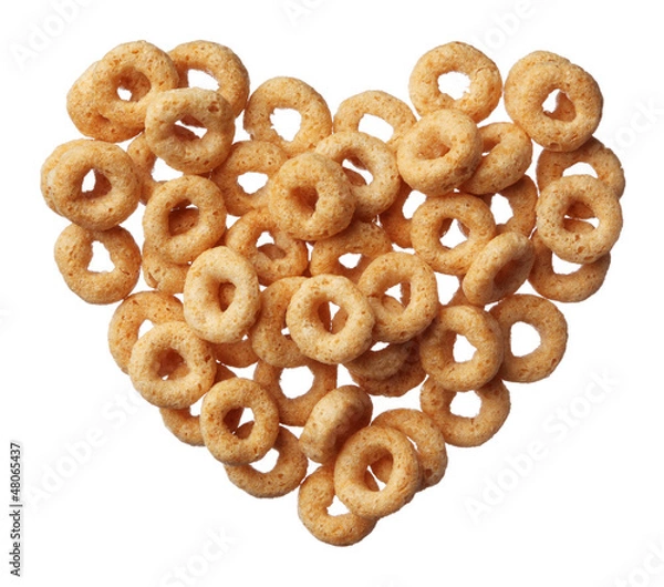 Fototapeta Cheerios cereal in a heart shape isolated on white background