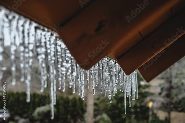 Obraz Icicles on a backyard swingset