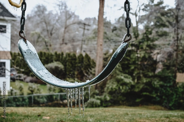 Obraz Frozen swing with icicles