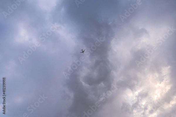 Fototapeta 飛行機と空