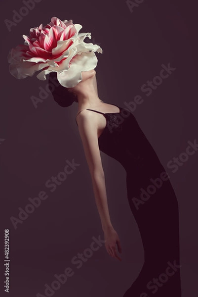 Obraz elegant lady with peony