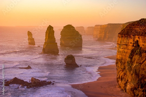 Obraz A sunset view of the 12 apostles in Australia