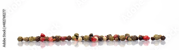 Obraz Ziarna pieprzu na białym tle 