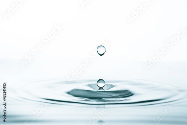Fototapeta water drop splash on smooth surface