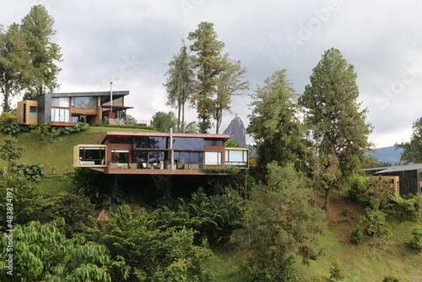 Obraz luxurious houses on the shore of a reservoir in colombia
