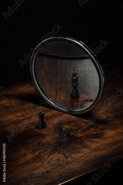 Obraz Chess queen in the mirror